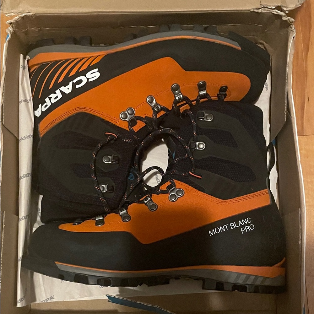 Scarpa Mont Blanc Pro Men's Boots - Black and Orange
